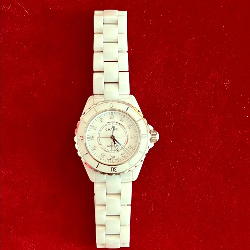 Chanel j12 diamond dial watch. White, 38m.